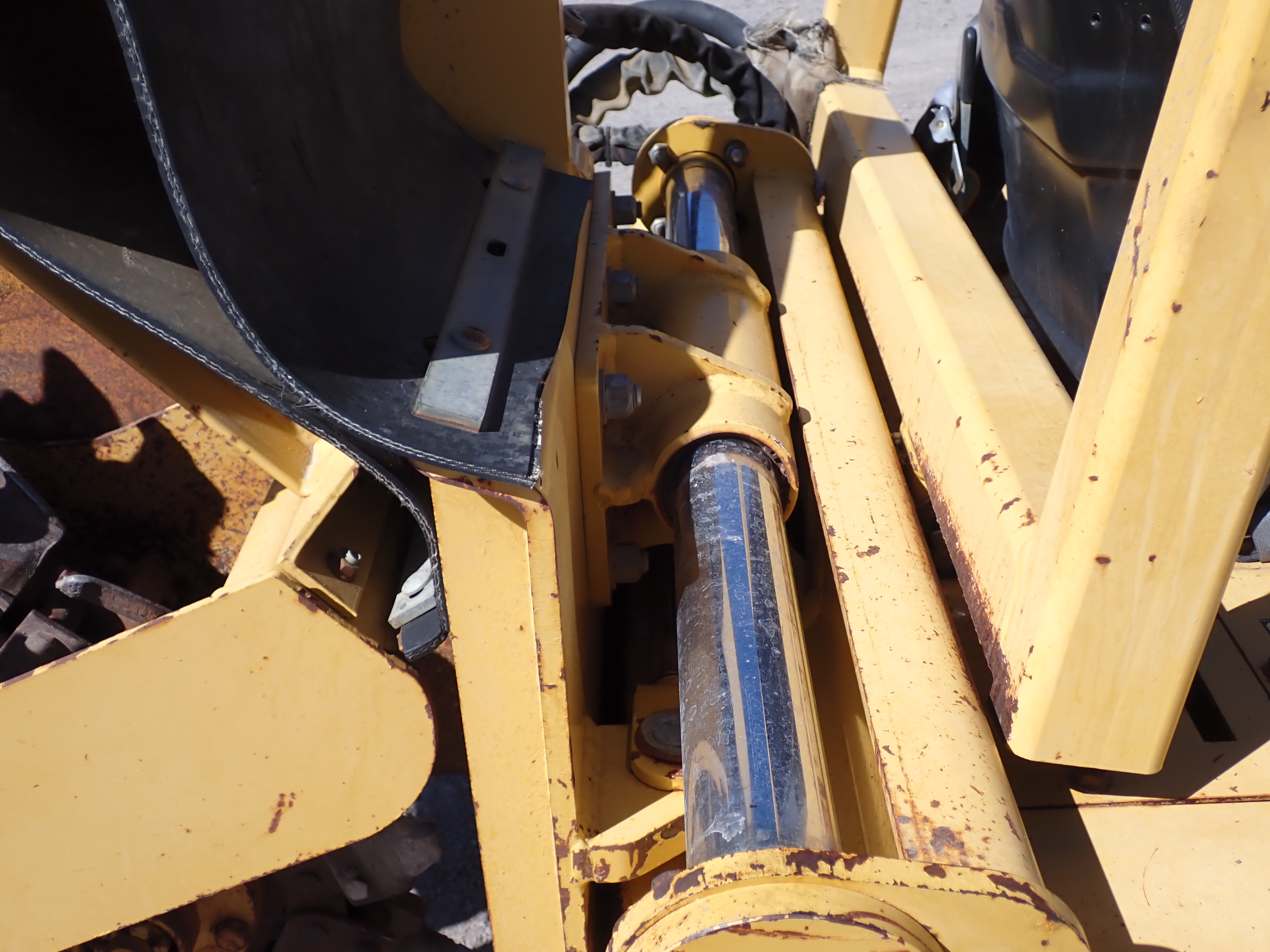 ./imagenes/INVOICE/2019/15505/ZANJADORA VERMEER_V3550A (26).JPG